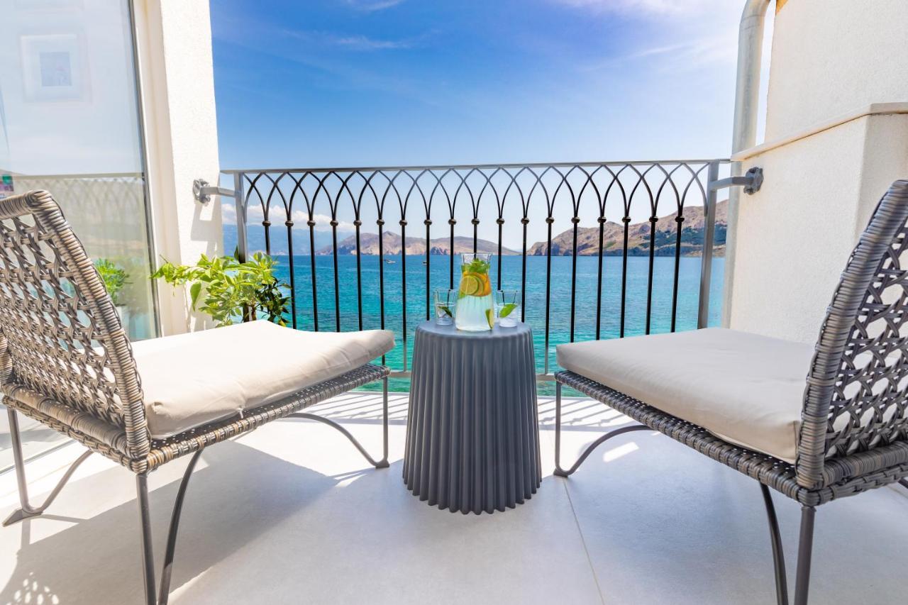 Seafront Baska Apartment Kültér fotó